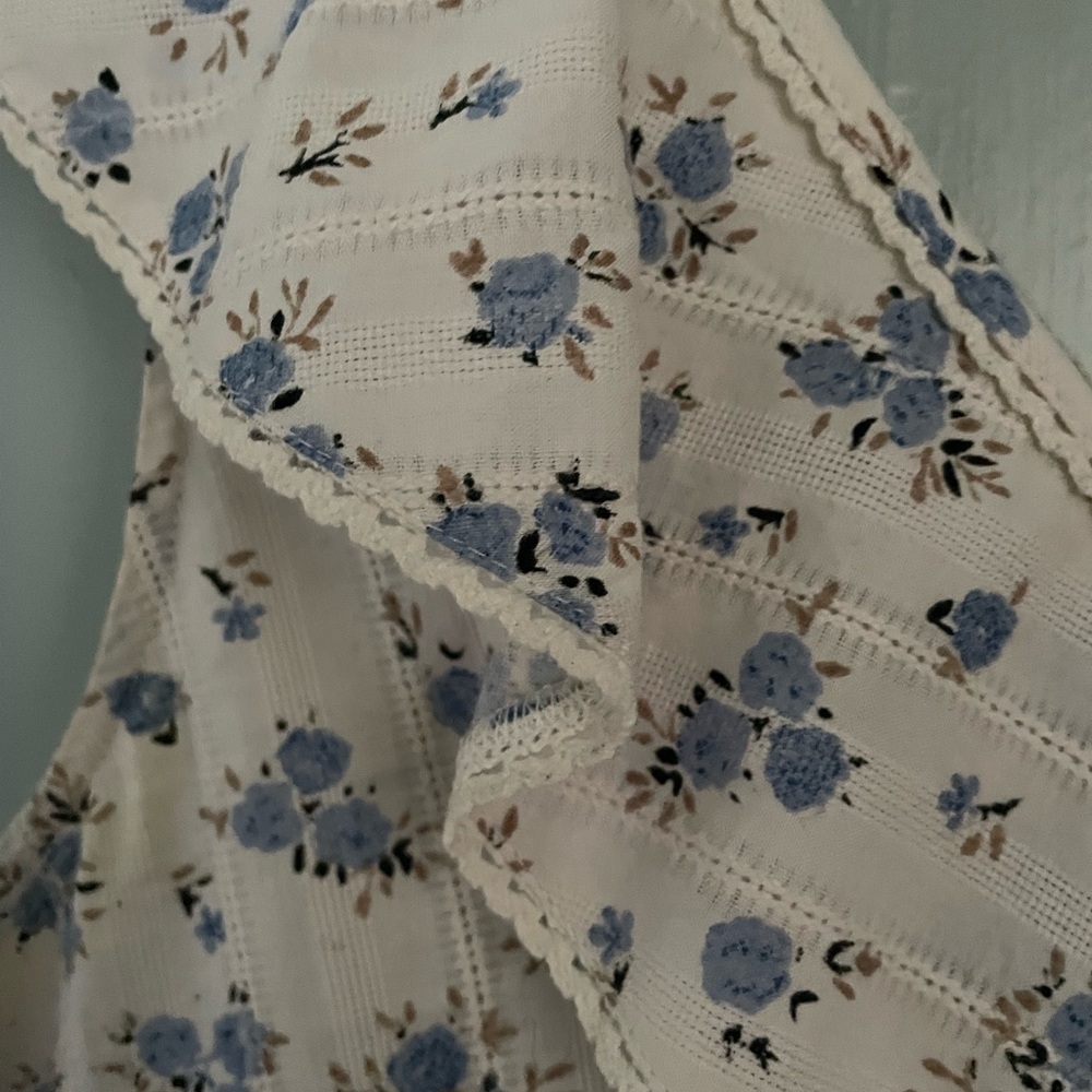Sezane Gold Blouse Blue Floral Ruffle - Picture 3 of 3